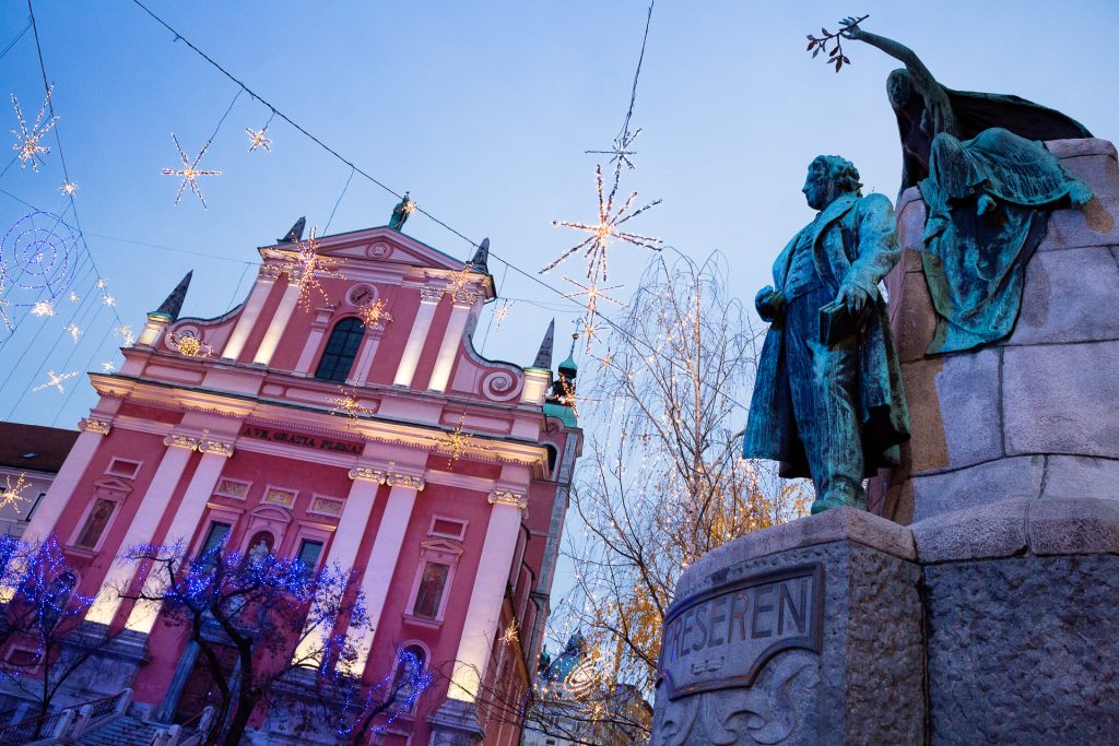 Bei unserer Fotoreise Ljubljana gehen wir zusammen in Sloweniens Hauptstadt auf weihnachtlichen Fotostreifzug.