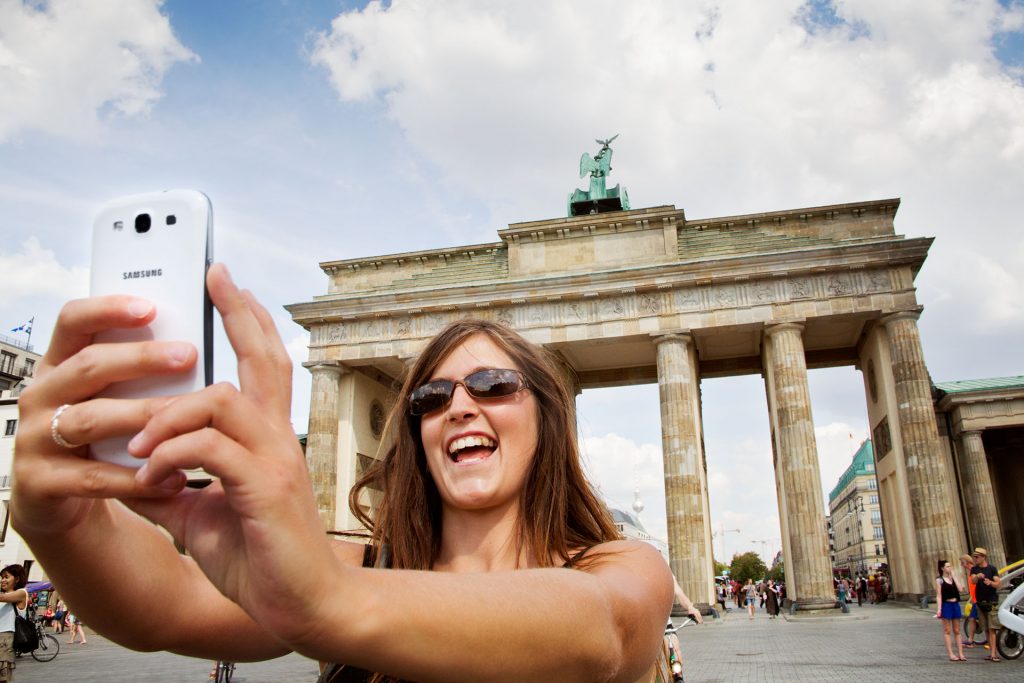Bei der Fotoreise Berlin kannst du auch nur mit deiner Handy-Kamera teilnehmen.