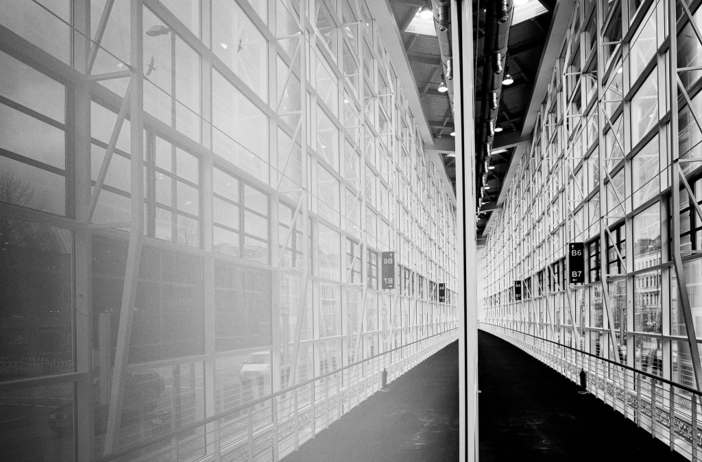 Bei unserem Fotokurs beschäftigen wir uns mit der modernen Architektur und wie du diese ausgefuchst in Szene setzt.