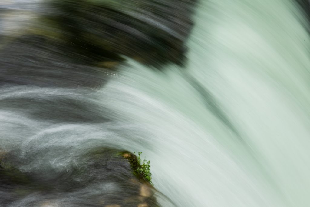 DIE FOTOFÜCHSE Foto Locations Salzkammergut. Auch im Detail kannst du den Stimitzbach ausgefuchst in Szene setzen.