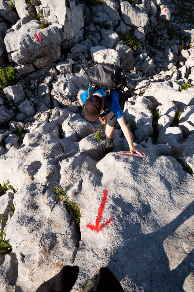 Bei unserem Wander-Fotokurs gehen wir fast 43 Kilometer quer durch das tote Gebirge. Sei also trittsicher und bring gute Kondition mit!