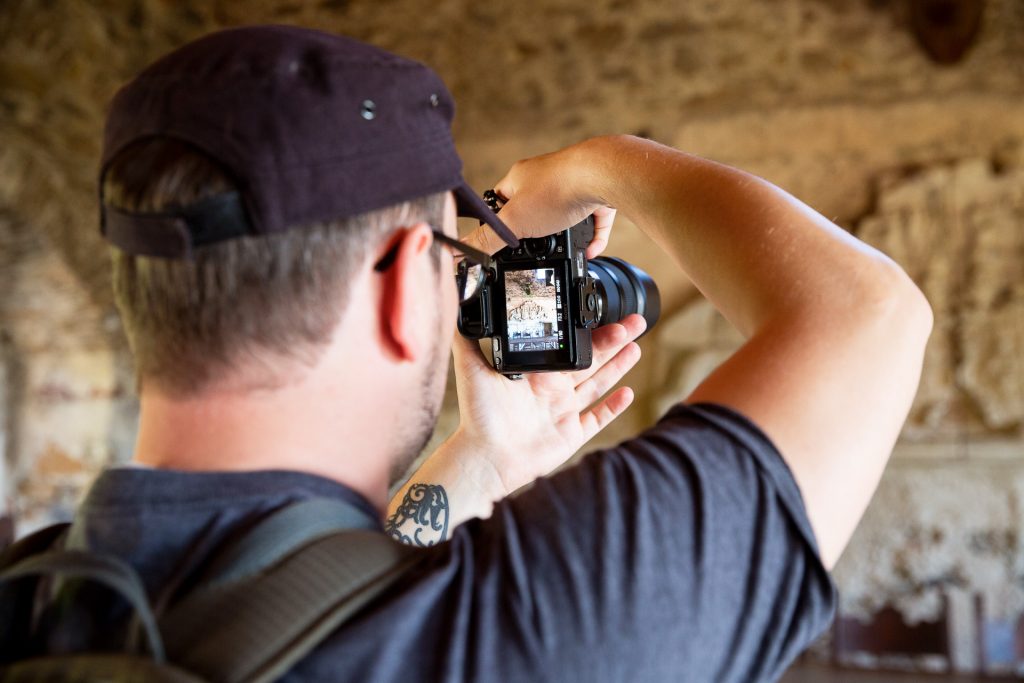 Beim Fotokurs Aggstein und Nibelungen kannst du mit deiner Kamera und deiner Handy-Kamera teilnehmen.