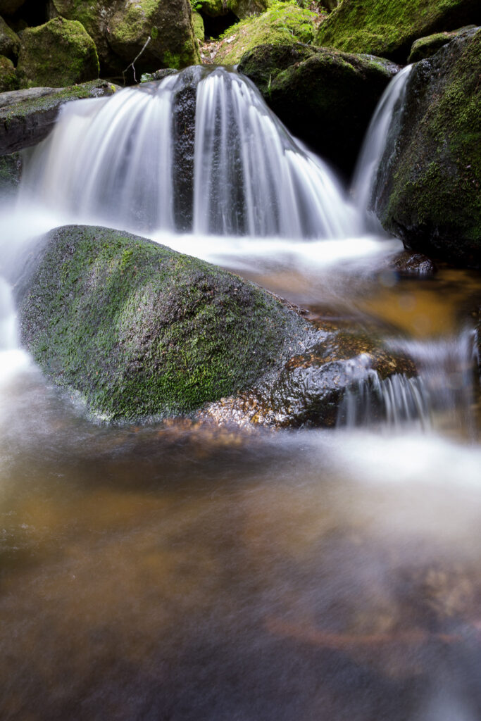 Auch an deinem Objektiv gibt es Einstellungen, die du vor dem Fotografieren mit ND-Filtern einschaltest oder ausschaltest.