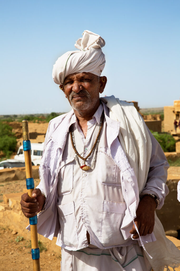 Lerne die indische Bevölkerung kennen und fotografiere Portraits mit fremden Menschen.