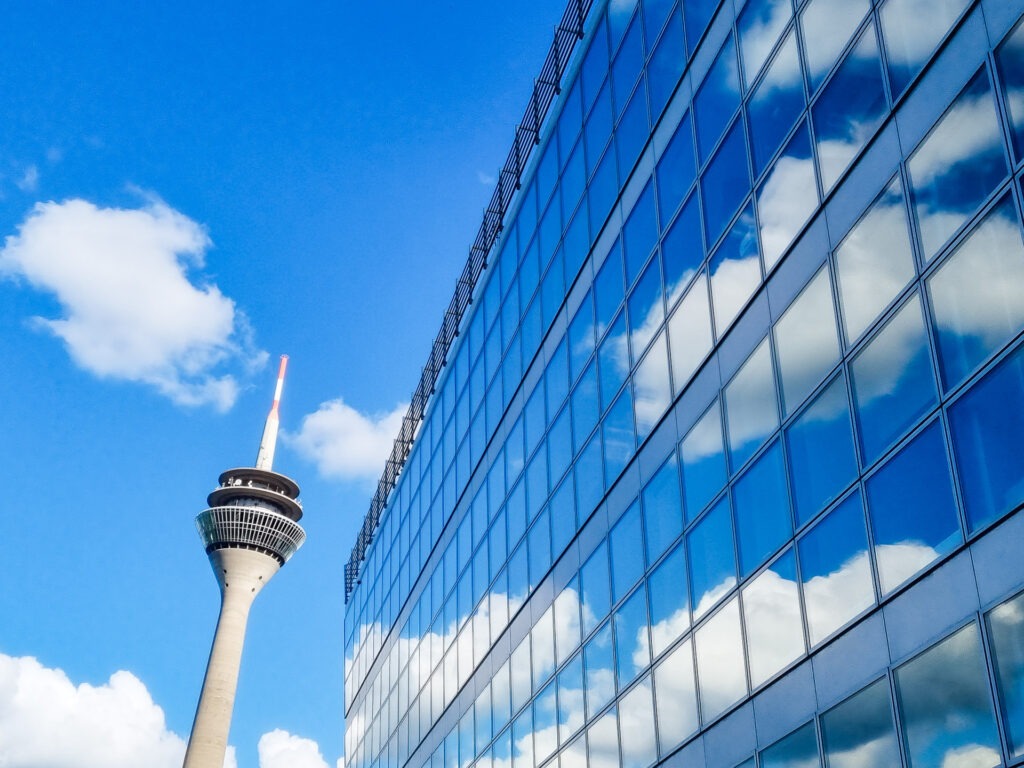 Der Medienhafen in Düsseldorf ist ein Paradies für Architekturfotografie.