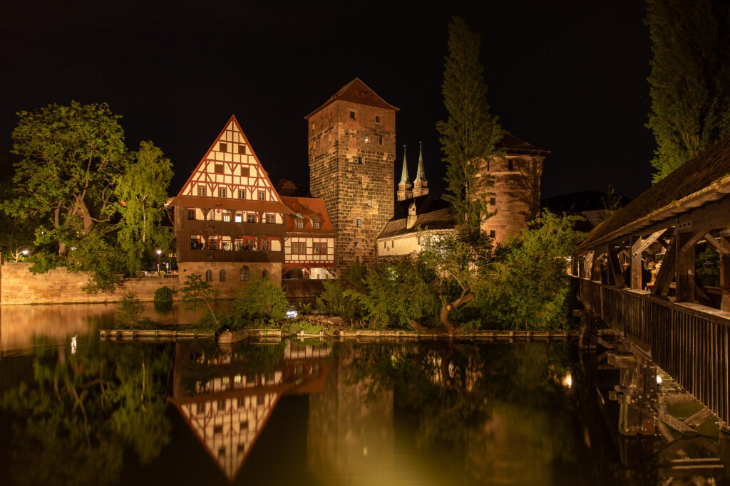 Beim Fotokurs Nürnberg nehmen wir dich 2 Tage lang auf Fotostreifzüge durch die Altstadt und fangen gemeinsam mittelalterliche Motive ein.