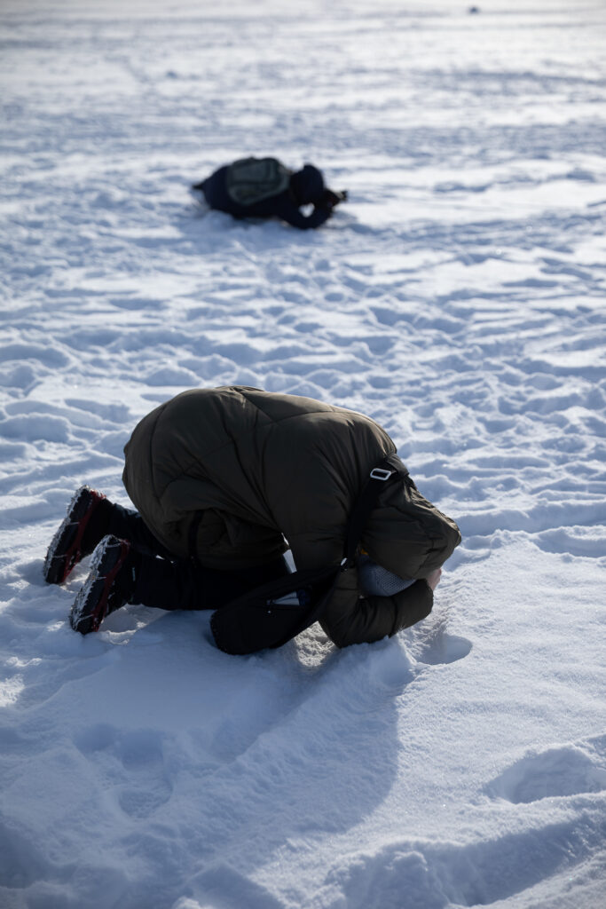 Beim Thema "Froschperspektive" lohnen sich auch Making-Of der Fotogruppe im vollen Einsatz.