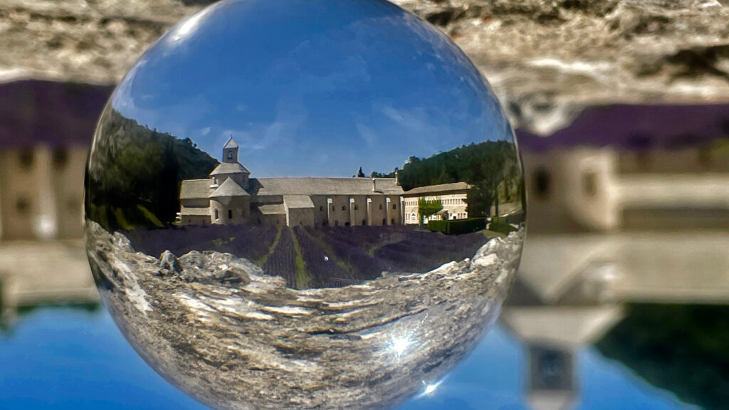 Pack deine Glaskugel für ausgefuchste Motive ein.